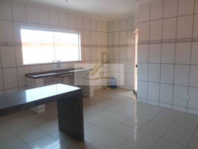 Casa para Venda em Ibiúna - 5