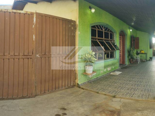Casa para Venda em Ibiúna - 4