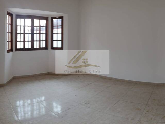 Casa para Venda em Ibiúna - 4