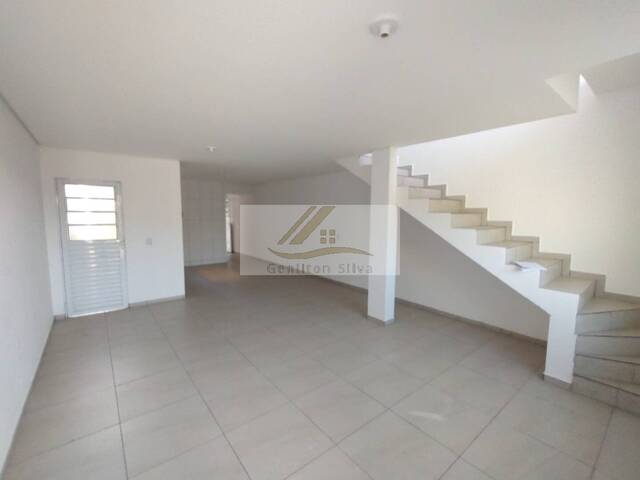 Casa para Venda em Ibiúna - 4