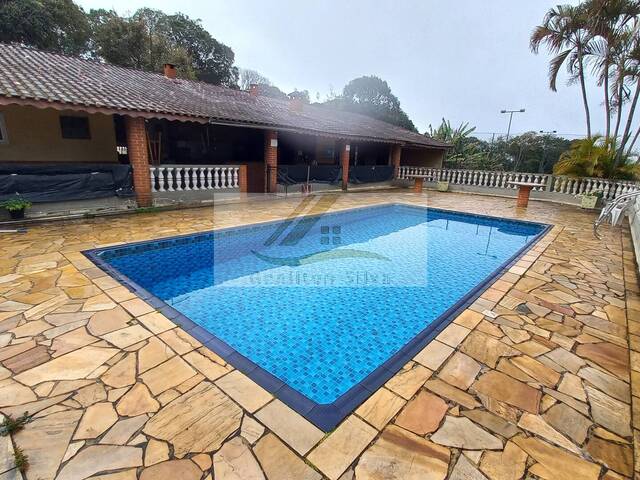 Venda em centro - Ibiúna