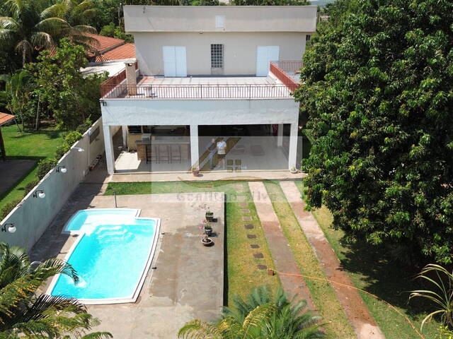 Venda em centro - Ibiúna