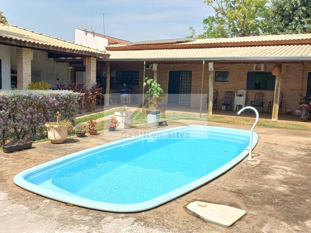 Venda em centro - Ibiúna