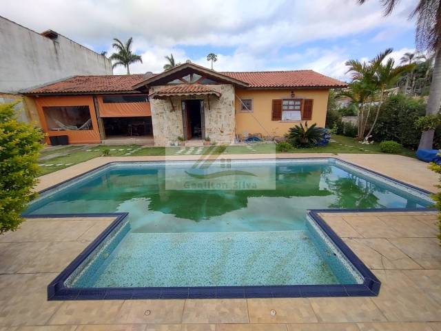 Venda em centro - Ibiúna