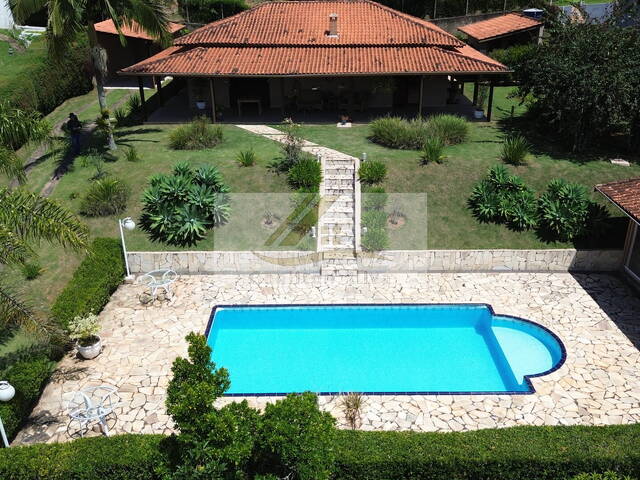 Venda em centro - Ibiúna