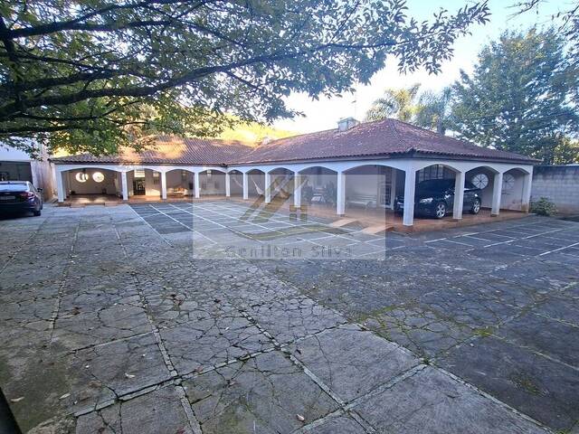 Venda em centro - Ibiúna